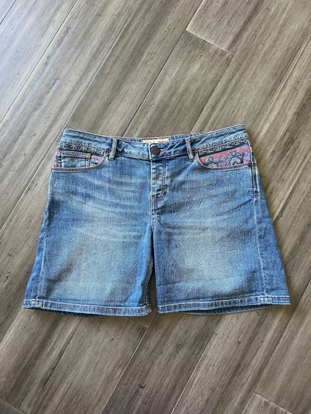 Fat Face Boho Embroidered Denim Jean Shorts 12